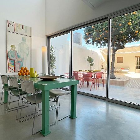 Design & Art, Patio With Orange Tree, Near Seville Carrion de Los Cespedes Екстер'єр фото